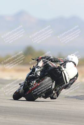 media/Sep-20-2025-Race Pace (Sat) [[d4e1b33f4d]]/Verified/Turn 16 (1145am)/